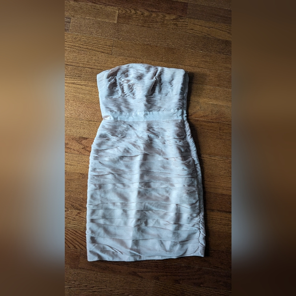 Monique Lhuillier bodycon strapless bridesmaid dress, size 6, dusty rose